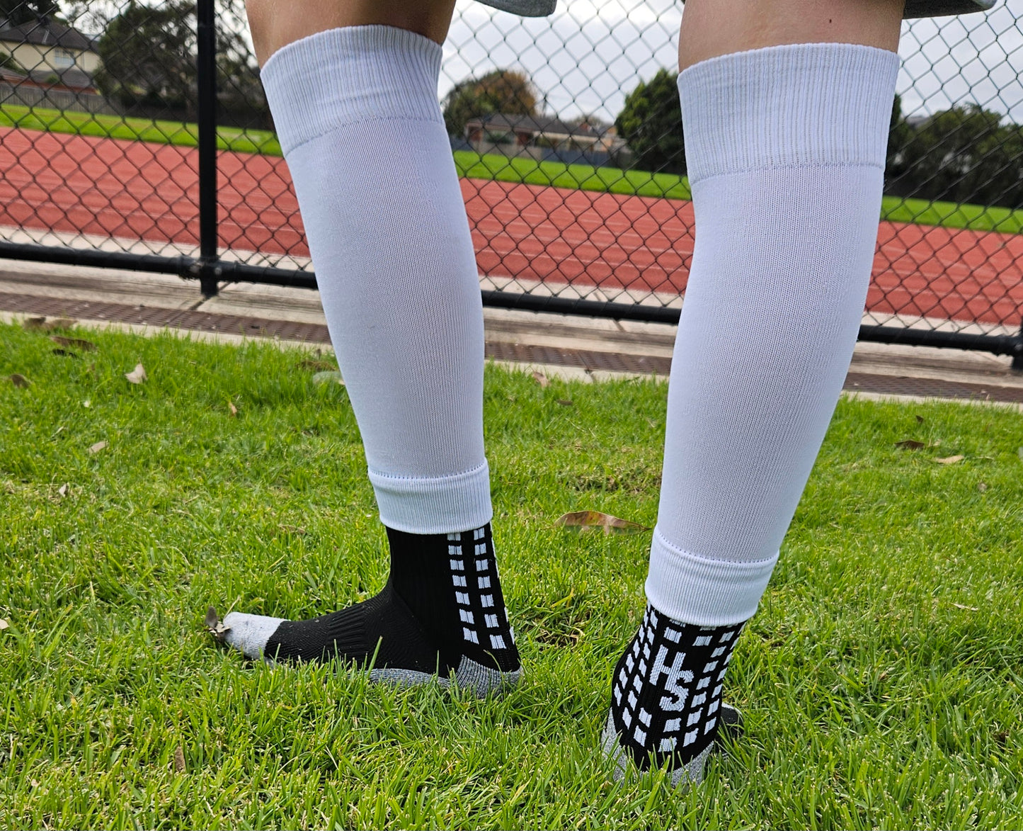 Season Starter Pack - 2pr Grip socks + 1pr Sleeve
